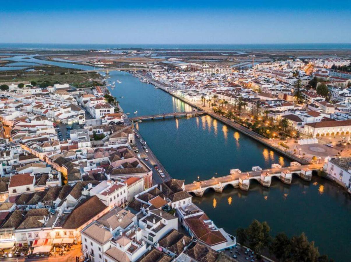 Beautiful 3-Bed House In Tavira In The City Center Esterno foto